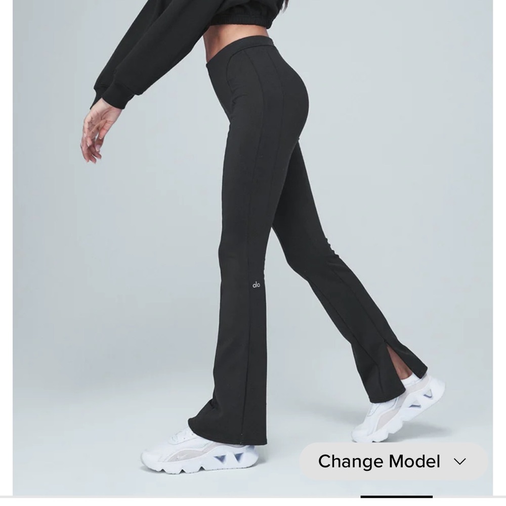 Alo Yoga Zip-It flare High Waisted Yoga Pants